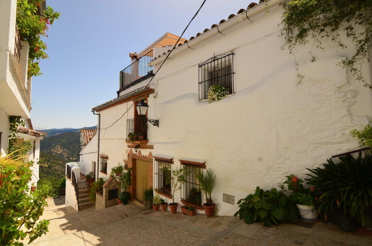 בית הארחה Benalauría 	Casa Moraleda מראה חיצוני תמונה